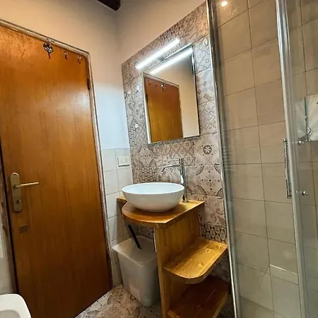 San Martino - Torre Medioevo Nel Centro Di Apartment